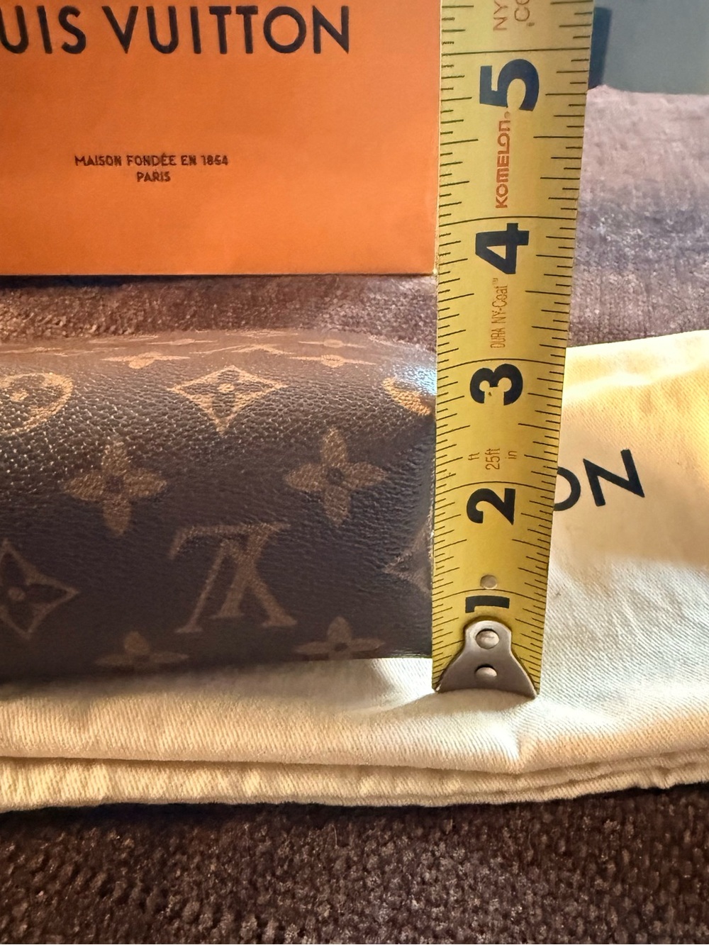 ❤️Monogram Cosmetic Pouch - Picture 8 of 10